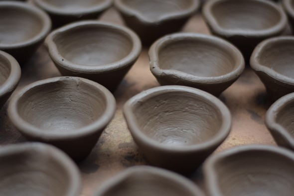 Hundreds of handmade clay pots are created and exported every few days in Dharavi. Photo: Suhas Paunikar. 