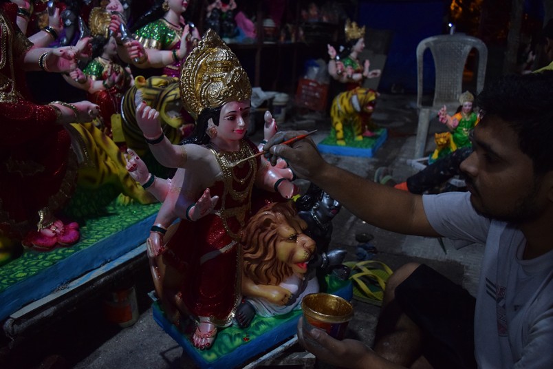 Preparing Idols for Dusara Navratri Festival