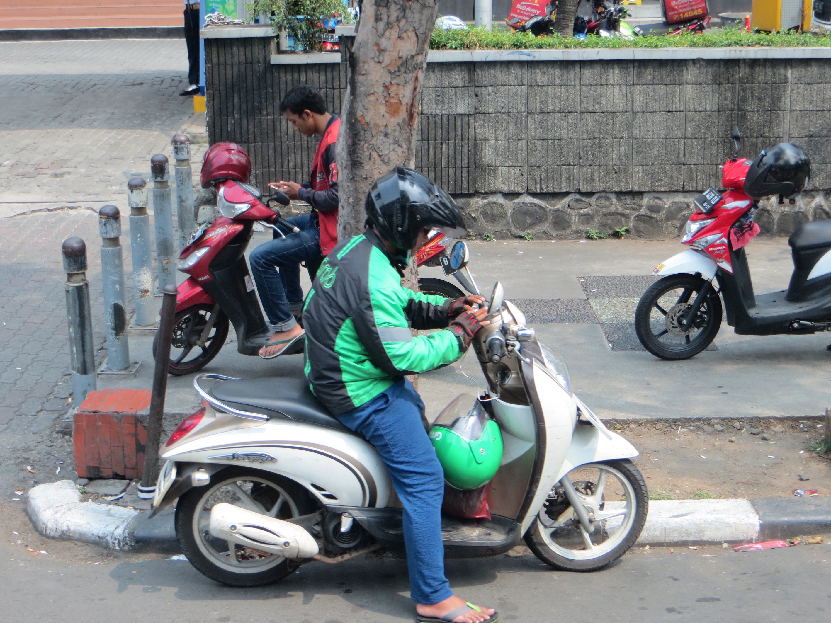 Ride-sharing apps – changing the face of Indonesian transport