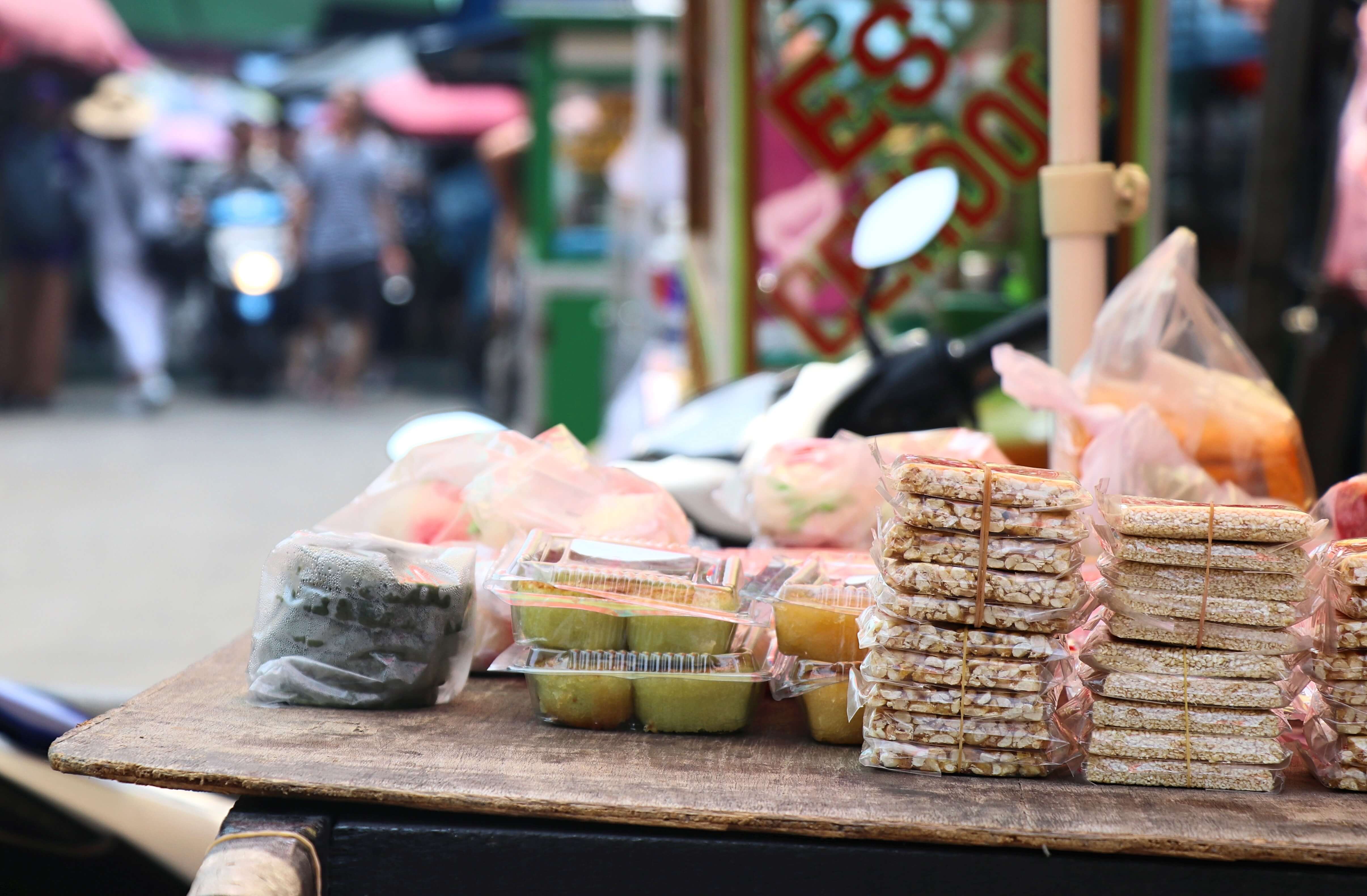 Street Vendors in Jakarta: A Culture Built on Self-Employment